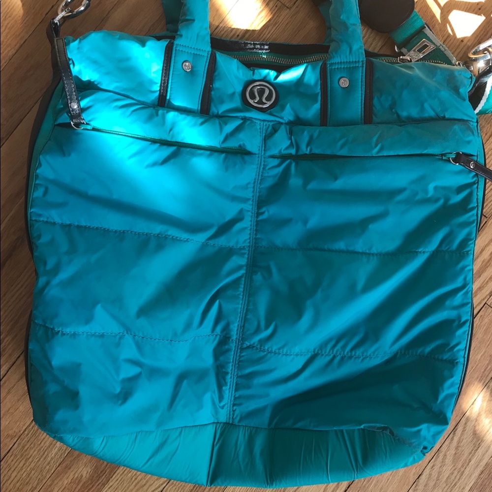 Lululemon Fast in Flight Bag